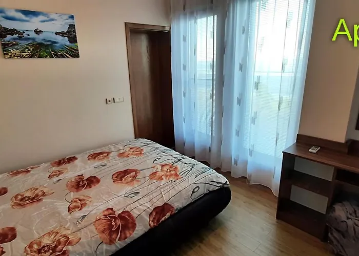 Byala Vista Loreta Апартамент *